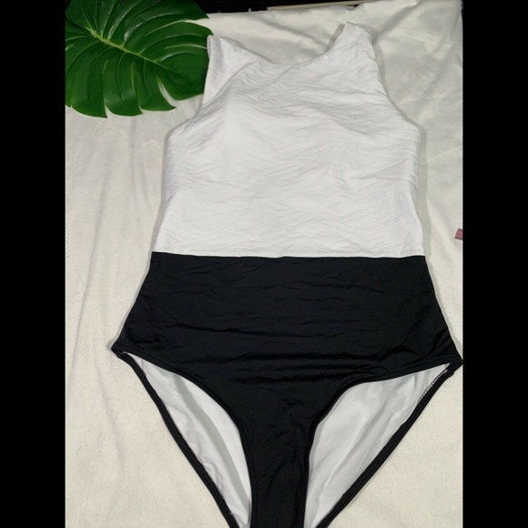 NWT $130 Sea Level Majorca High Neck One-Piece Swimsuit [SZ‎ 10 US ] - Picture 5 of 12